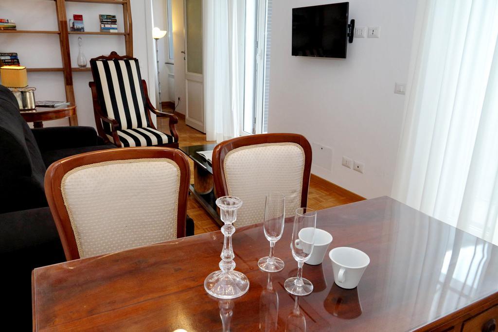 Penitenza Apartment Roma Esterno foto